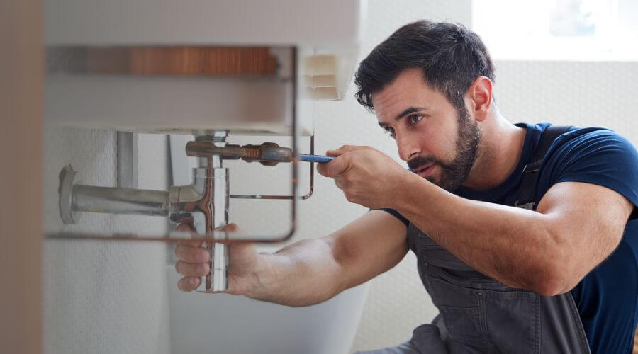 Sink pipe leak repair in Valley Springs, AR